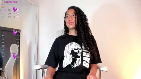 Juliana online show from September 13, 2025, 2:50 pm