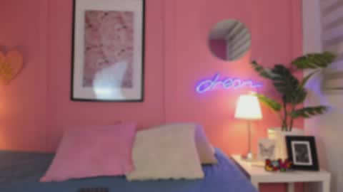 Snapshot of soysaraa_ chatting on May 26, 2026, 5:25 am Aleja online show from May 26, 2026, 5:25 am