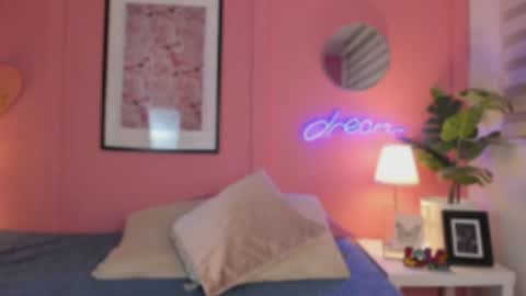 Snapshot of soysaraa_ chatting on June 9, 2026, 5:19 am Aleja online show from June 9, 2026, 5:19 am