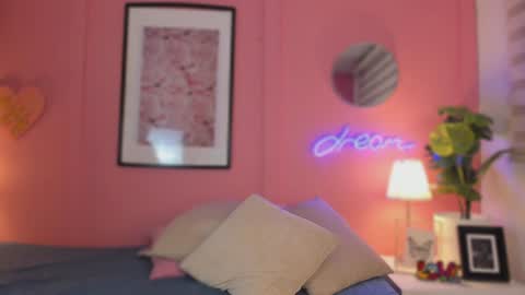 Snapshot of soysaraa_ chatting on June 12, 2026, 5:06 am Aleja online show from June 12, 2026, 5:06 am