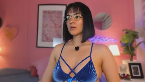 Snapshot of soysaraa_ chatting on June 13, 2026, 5:38 am Aleja online show from June 13, 2026, 5:38 am