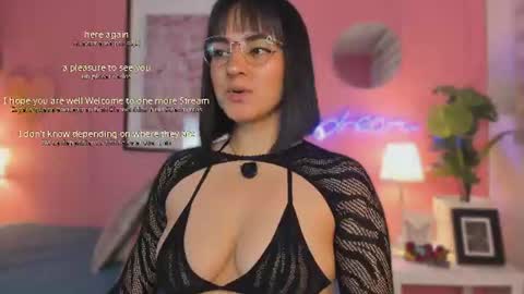 Snapshot of soysaraa_ chatting on June 17, 2026, 4:48 am Aleja online show from June 17, 2026, 4:48 am
