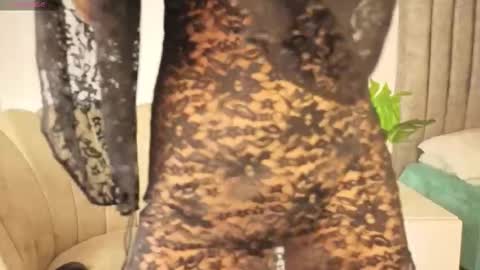      online show from November 30, 2025, 3:54 am