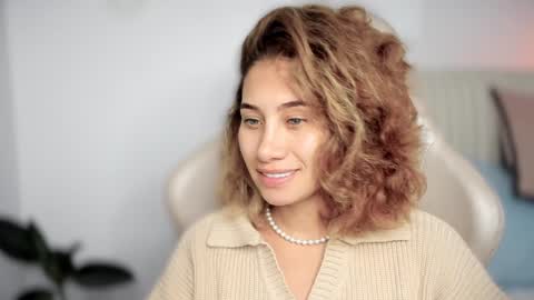 Snapshot of soytulu_ chatting on December 30, 2024, 3:47 am brisa s online show from December 30, 2024, 3:47 am