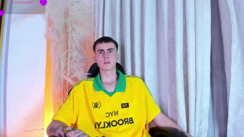 spaceboy_1 online show from March 8, 2026, 5:00 am