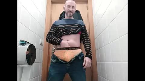 Manu  online show from February 6, 2025, 5:57 am