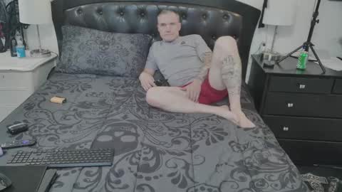 Snapshot of spankandsubmit chatting on March 3, 2026, 9:37 am spankandsubmit online show from March 3, 2026, 9:37 am