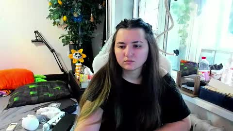 Snapshot of spanking_girls chatting on November 16, 2025, 11:49 am Evgenia online show from November 16, 2025, 11:49 am