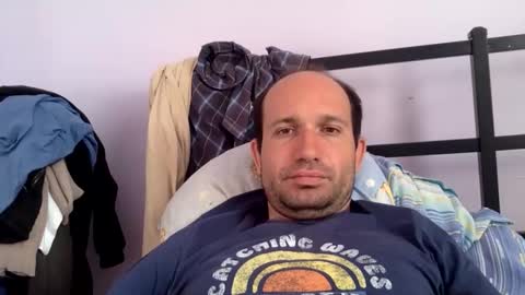 Snaiky online show from April 25, 2026, 3:42 pm