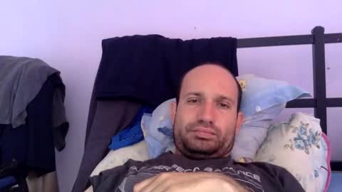Snapshot of sparei7 chatting on June 4, 2026, 9:04 am Snaiky online show from June 4, 2026, 9:04 am