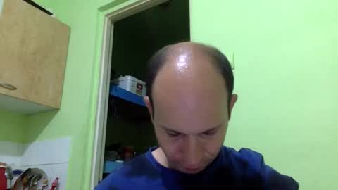 Snapshot of sparei7 chatting on June 8, 2026, 9:04 pm Snaiky online show from June 8, 2026, 9:04 pm