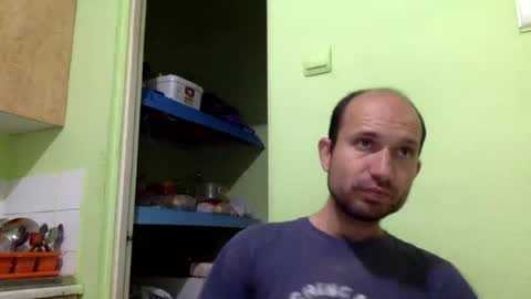 Snapshot of sparei7 chatting on June 15, 2026, 10:01 pm Snaiky online show from June 15, 2026, 10:01 pm