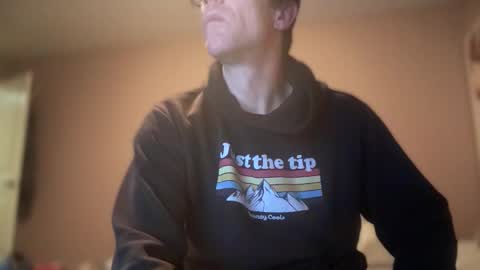 Snapshot of sparker1169 chatting on November 18, 2025, 8:52 am Dad online show from November 18, 2025, 8:52 am