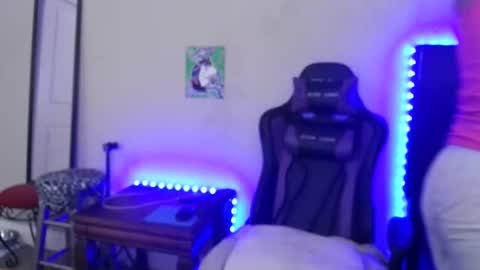 Tip 1 token  Follow me on instagram  Sparkle pinuppp online show from February 20, 2026, 9:43 am