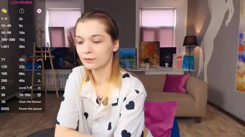 Kate online show from June 15, 2026, 7:43 am