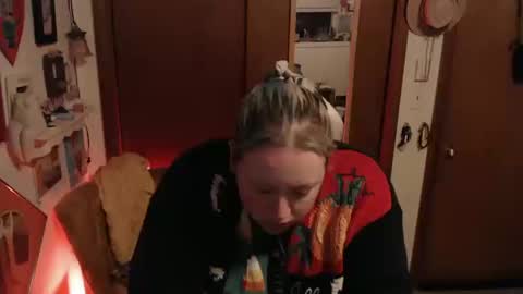 Snapshot of sparklybisexual chatting on October 15, 2025, 3:17 am sparklybisexual online show from October 15, 2025, 3:17 am