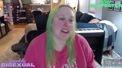 Snapshot of sparklybisexual chatting on November 24, 2025, 10:53 pm sparklybisexual online show from November 24, 2025, 10:53 pm
