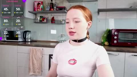 Nika online show from May 19, 2026, 1:56 am