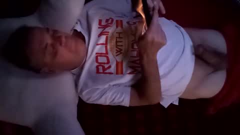 Snapshot of sparkyspeedway chatting on September 22, 2025, 3:30 am sparkyspeedway online show from September 22, 2025, 3:30 am