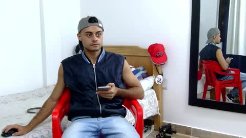 Snapshot of spartan_blaze chatting on January 23, 2025, 11:05 pm Spartan Blaze online show from January 23, 2025, 11:05 pm