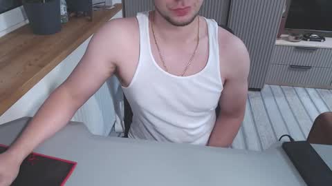 Art online show from November 2, 2025, 7:27 pm