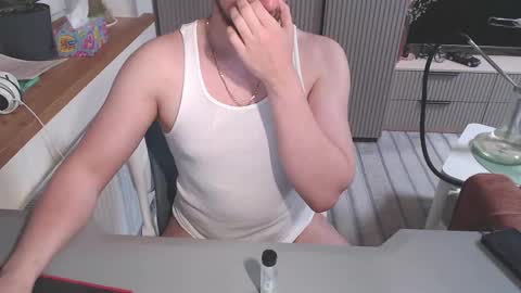 Snapshot of spb78 chatting on May 6, 2026, 7:30 pm Art online show from May 6, 2026, 7:30 pm