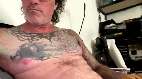 Snapshot of specter1972 chatting on May 3, 2026, 4:57 pm specter1972 online show from May 3, 2026, 4:57 pm