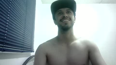 Snapshot of sperm_donor94 chatting on December 19, 2024, 7:29 pm sperm_donor94 online show from December 19, 2024, 7:29 pm