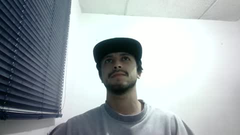 sperm_donor94 online show from October 6, 2025, 9:01 pm