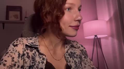 spicy___caramel online show from October 12, 2025, 4:50 pm