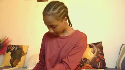 Snapshot of spicy_angels chatting on November 30, 2025, 8:07 am Quinter Cheeky online show from November 30, 2025, 8:07 am