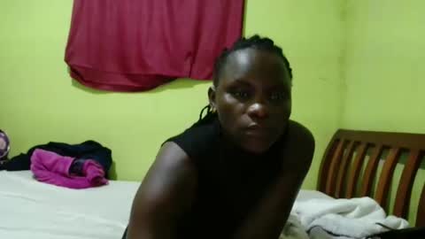 Snapshot of spicy_bella69 chatting on May 16, 2026, 7:56 pm spicy_bella69 online show from May 16, 2026, 7:56 pm