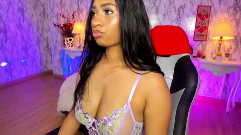 Snapshot of spicyamelia chatting on February 19, 2025, 1:17 pm Amelia GTM-5 817 IG Spicychoco am online show from February 19, 2025, 1:17 pm
