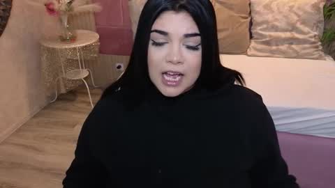 spicycarlaxx online show from February 5, 2026, 5:28 pm