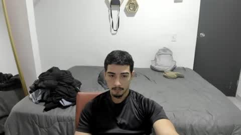 Snapshot of spider_master77 chatting on June 18, 2026, 9:41 pm spider master online show from June 18, 2026, 9:41 pm