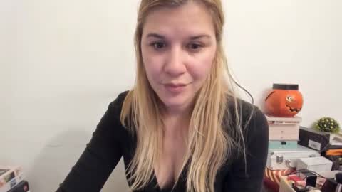 FREE ONLY FANSy online show from February 8, 2025, 6:12 pm