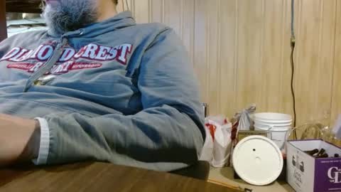 Snapshot of splash_w chatting on December 4, 2025, 1:53 pm Splash Man online show from December 4, 2025, 1:53 pm