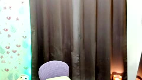 Snapshot of splendid_kim08 chatting on May 5, 2026, 9:39 am Kimmy online show from May 5, 2026, 9:39 am