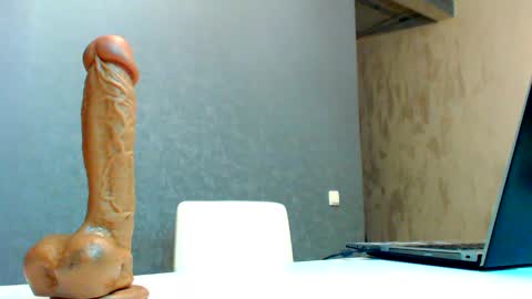 Snapshot of spoiled_lilit chatting on March 9, 2025, 9:36 pm Lilith online show from March 9, 2025, 9:36 pm