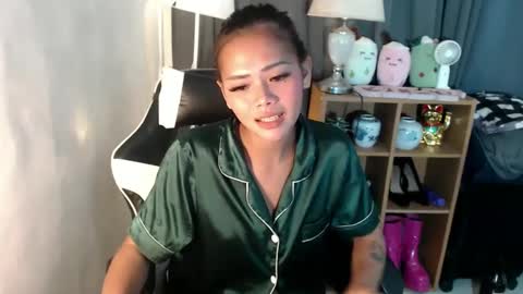 CALL ME RAINE online show from January 22, 2025, 6:52 am