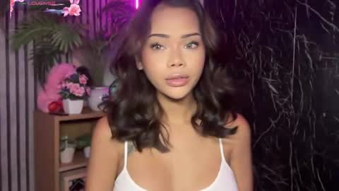 CALL ME RAINE online show from June 21, 2026, 3:25 pm