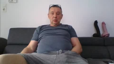 spring online show from February 7, 2026, 11:14 am