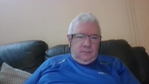 Snapshot of springtine chatting on May 16, 2026, 12:40 am springtine online show from May 16, 2026, 12:40 am
