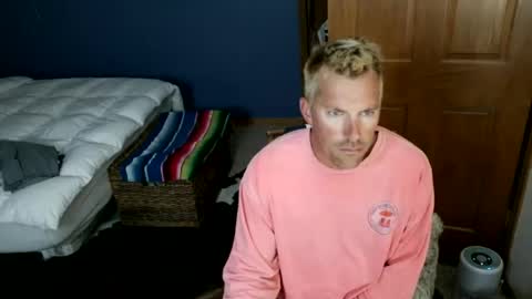 Snapshot of spun_redneck chatting on June 17, 2026, 10:17 am Spun Redneck online show from June 17, 2026, 10:17 am