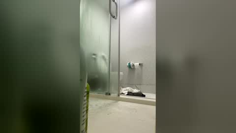 Snapshot of spunfun93 chatting on March 31, 2026, 11:43 am spunfun93 online show from March 31, 2026, 11:43 am