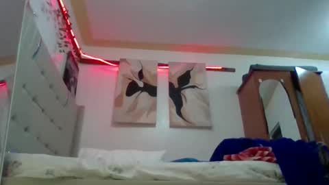 Juicy online show from June 7, 2026, 11:36 am