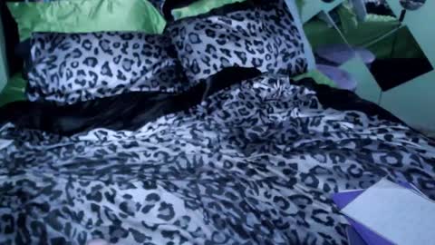 Snapshot of squirtwerps chatting on September 19, 2025, 8:38 am CoupleOfSquirtS online show from September 19, 2025, 8:38 am