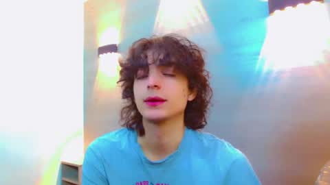 ethan online show from September 26, 2025, 1:59 pm