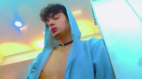 ethan online show from December 2, 2025, 2:12 pm