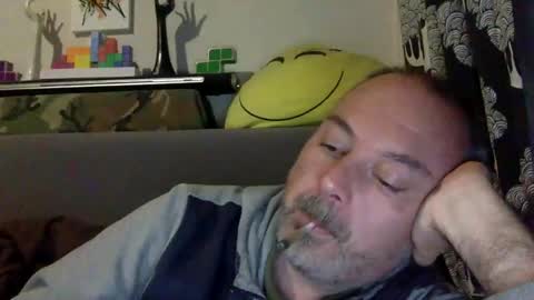 Snapshot of srekos38 chatting on December 8, 2024, 6:17 pm srekos38 online show from December 8, 2024, 6:17 pm